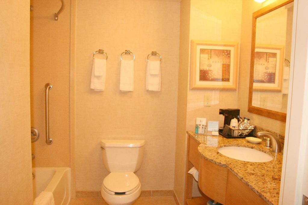 Hampton Inn & Suites Highland 샌 베르나디노 객실 사진